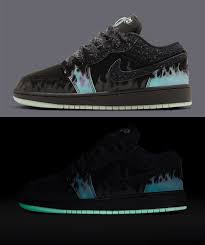 Nike Air Jordan 1 Halloween Black Cat