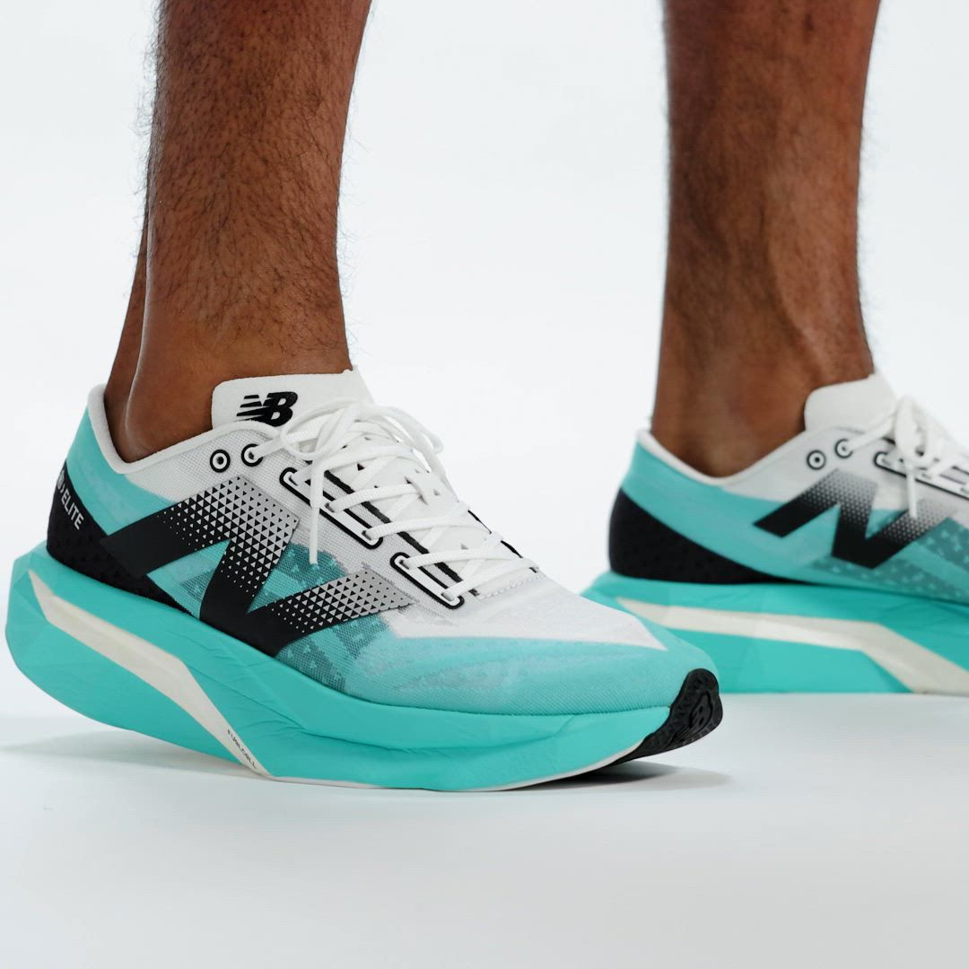 New Balance Fuelcell SC Elite V4