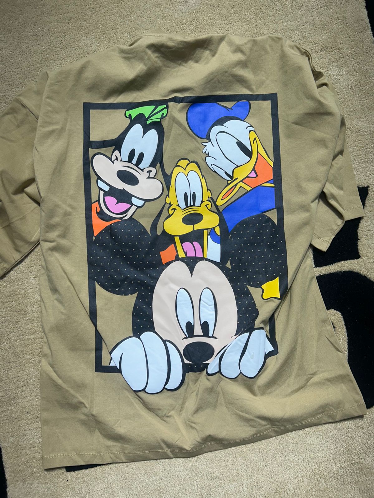 Mickey & friends Drop-Shoulder Tshirt