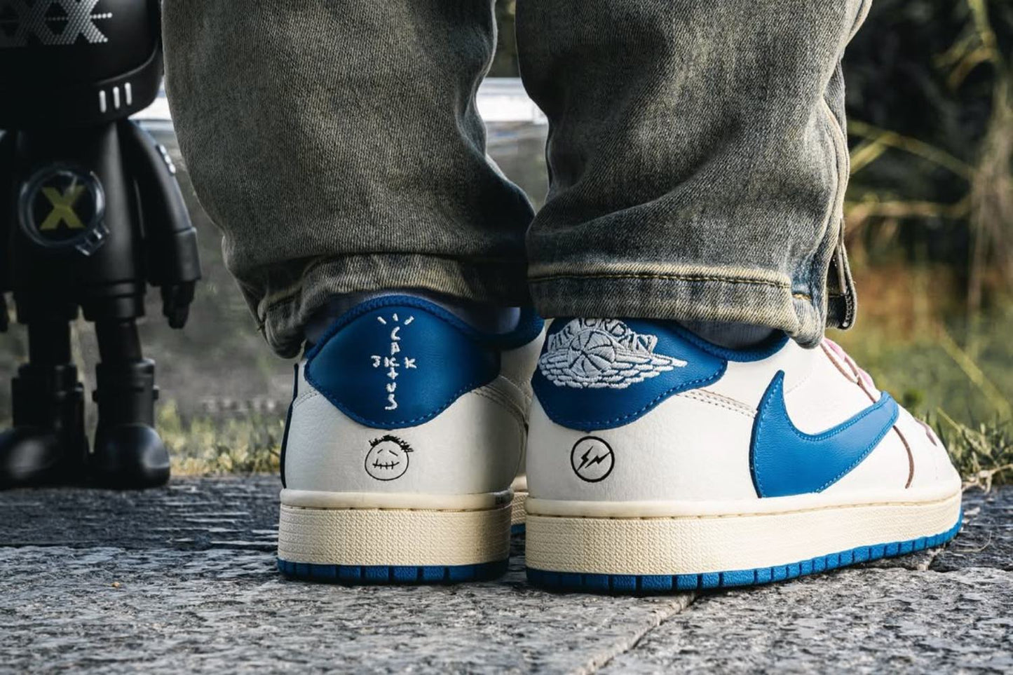 Air Jordan 1 low Fragment x Travis scott