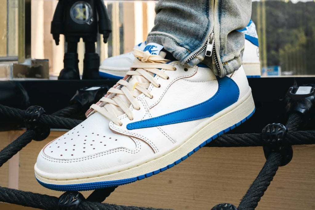 Air Jordan 1 low Fragment x Travis scott