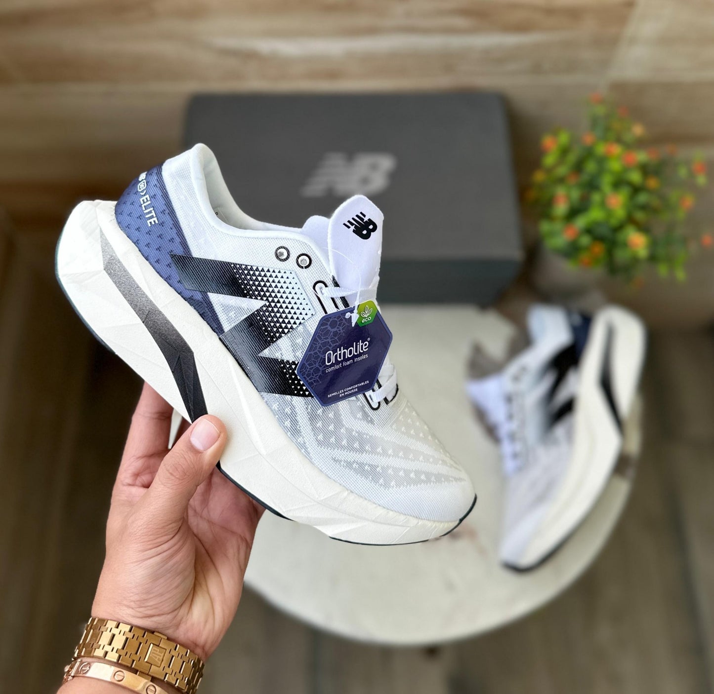 New Balance Fuelcell SC Elite V4